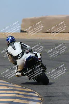 media/Mar-13-2022-SoCal Trackdays (Sun) [[112cf61d7e]]/Turn 10 Backside (105pm)/